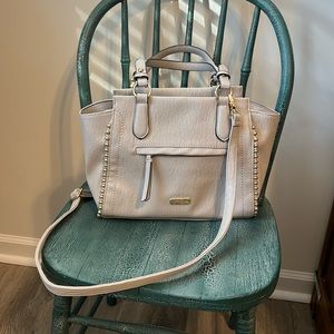 Jessica Simpson handbag